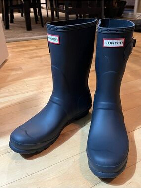 Hunter Women’s Short Rain Boots